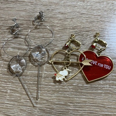 Snoopy Heart Shaped Earrings Silver Crystal Set Used-image