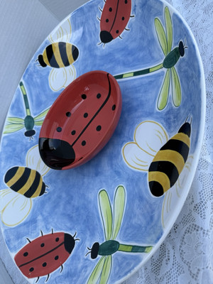 Clay Art Bumbles 2 pc Chip and Dip SetDip/Platter 17 3/4 x 13 1/2-image