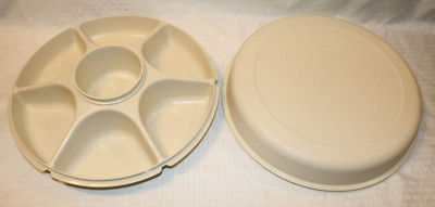 VIntage Tupperware Almond Divided Veggie Pary Try & Dip Bowl, #1665-2-image