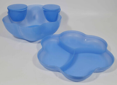 Tupperware Chip 'N Dip Party Bowls Set With 2 Hanging Dip Bowls & Vegie Tray!-image