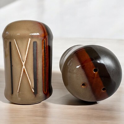 Vintage Large Ceramic Salt Pepper Shakers Bazaar Brown Home Trends Dipped Glaze-image