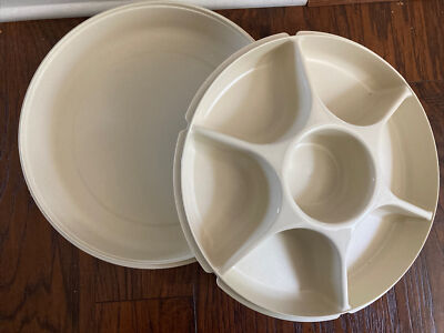 Tupperware Divided Veggie/Fruit/Dip Snack Party Tray Almond #1665-3 W/Lid #1666-image