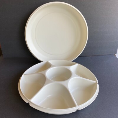 Vintage Tupperware Divided Veggie Fruit Dip Serving Tray with Lid Large 13.5
