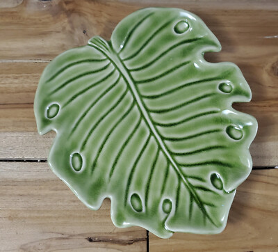 2008 Monterey Collection By Home Studio Green Leaf Design Salad Plate Set of 2-image