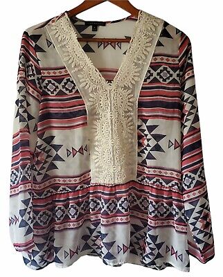 Signature Studio Women's Aztec Print White Lace V-Neck Peplum Hem Blouse Medium-image